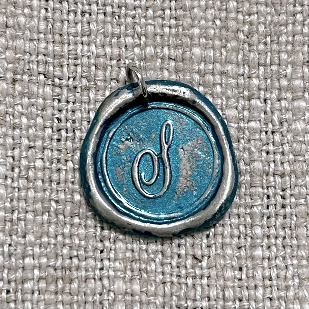 Initial “S” round pendant charm - silver and blue